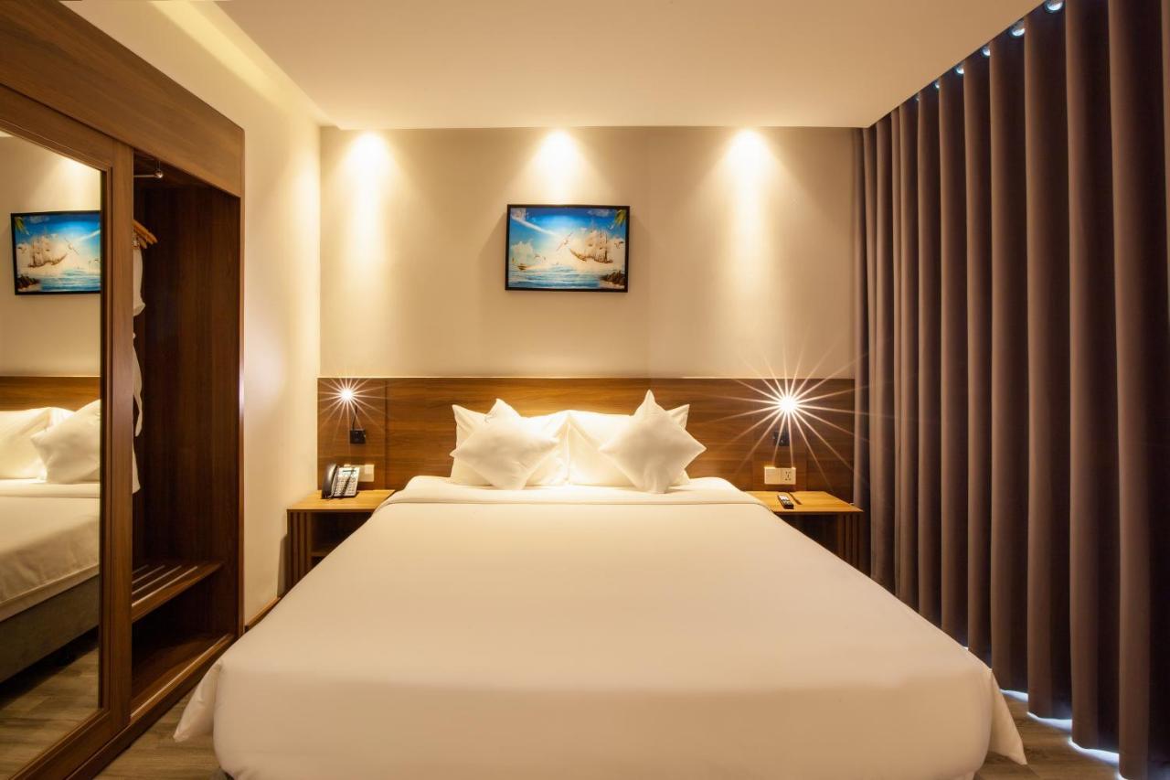 Merlot Hotel Нячанг Экстерьер фото